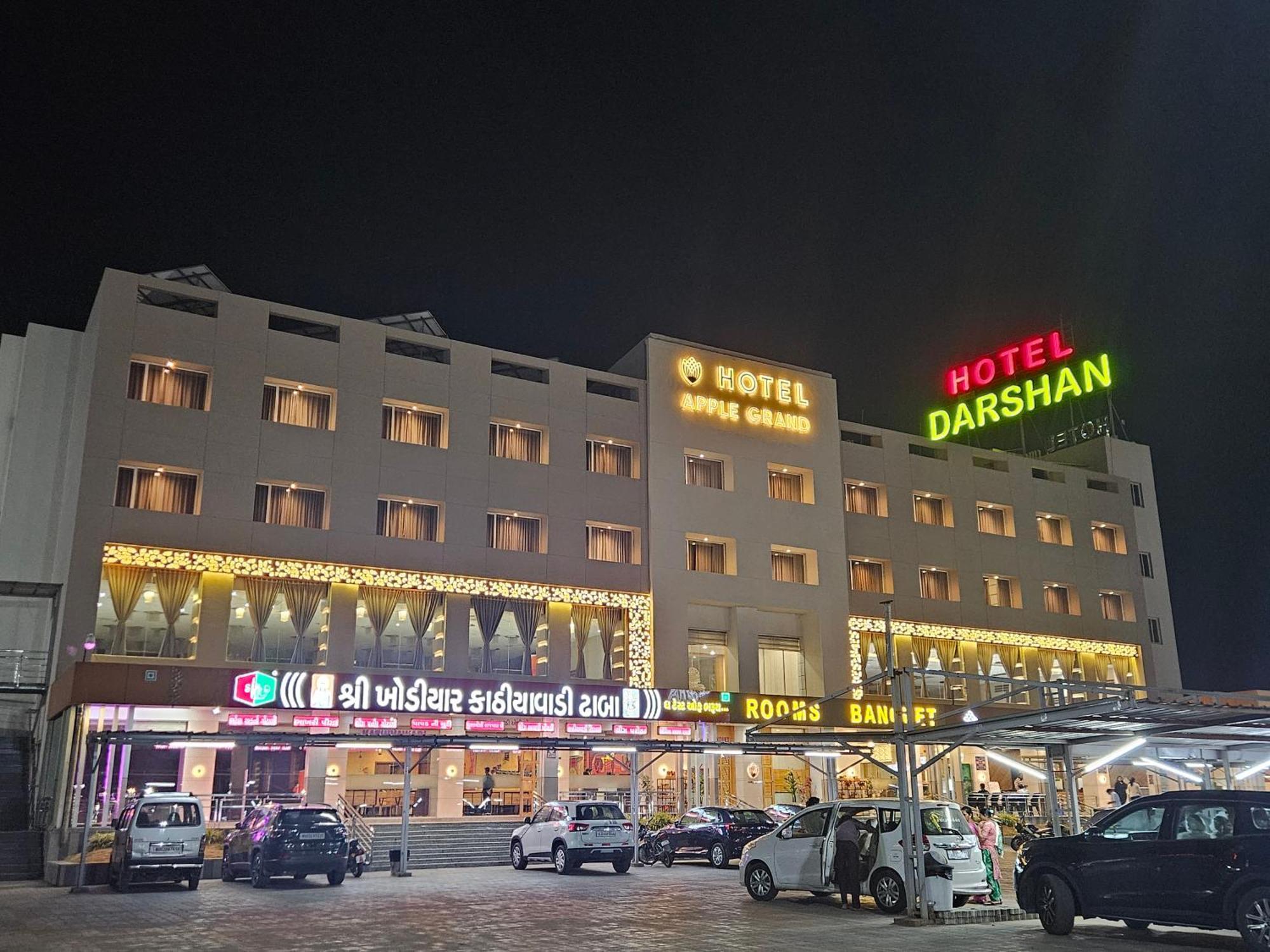 Hotel Grand Darshan Vadódara Exteriér fotografie