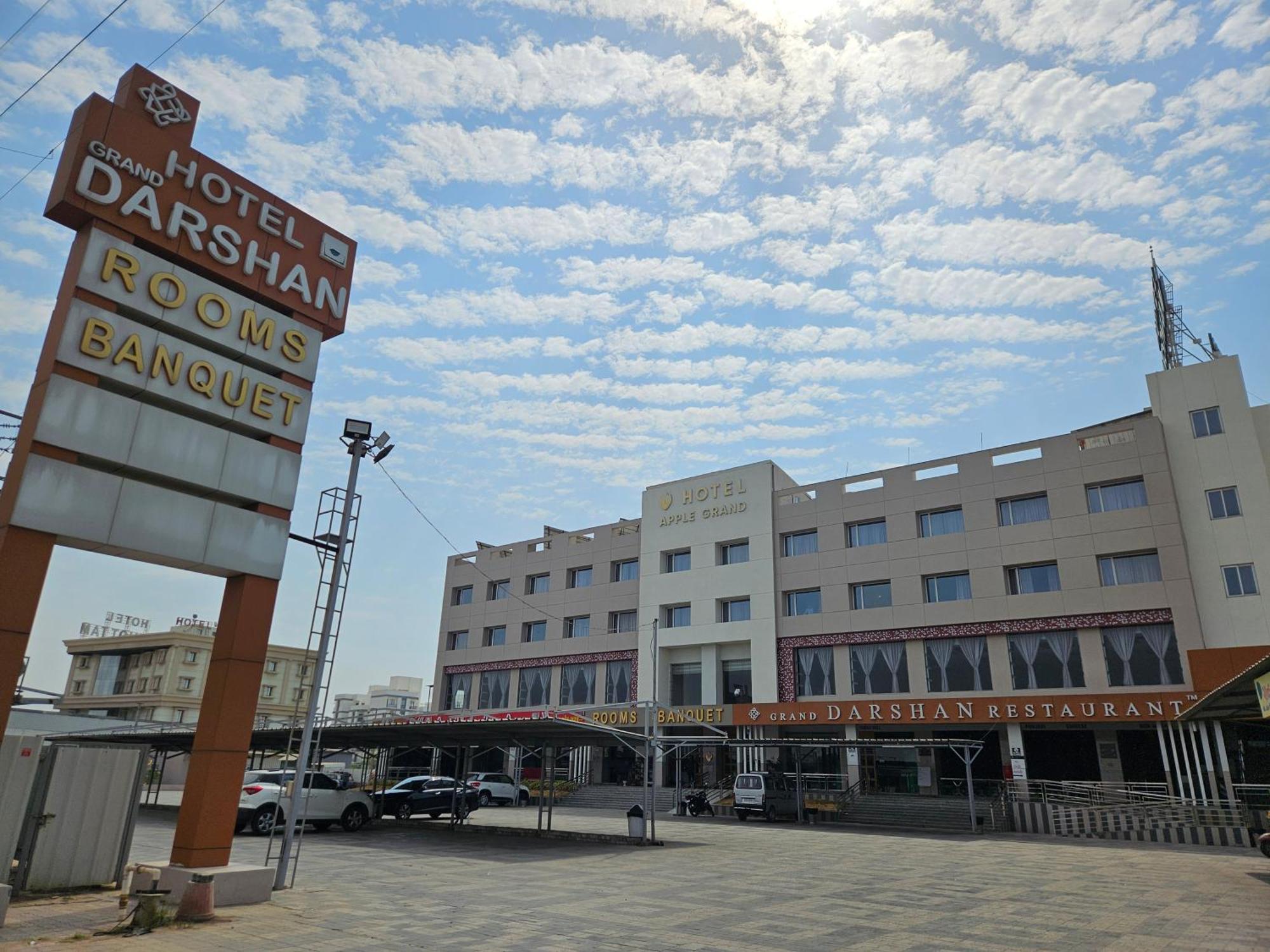 Hotel Grand Darshan Vadódara Exteriér fotografie