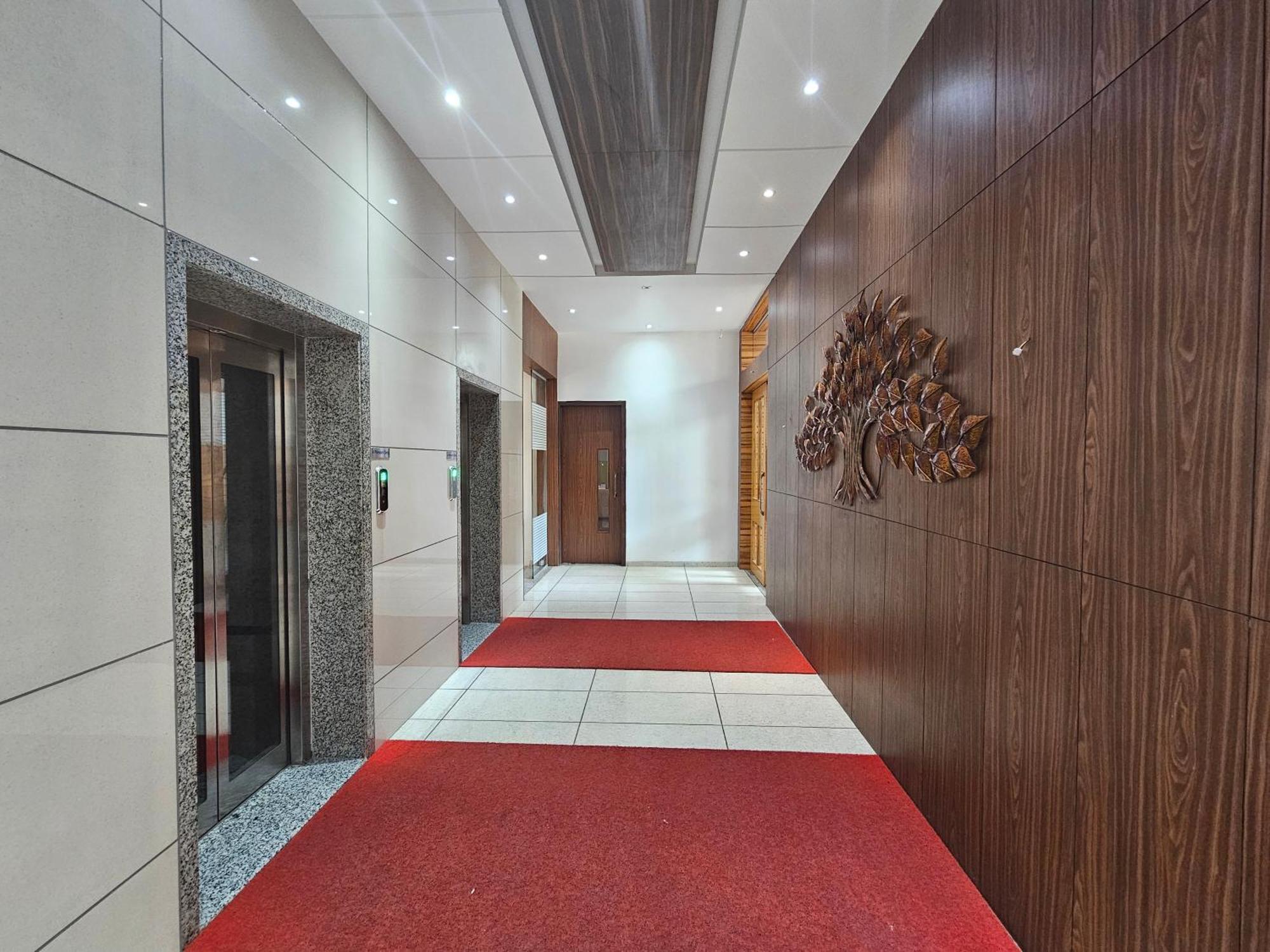 Hotel Grand Darshan Vadódara Exteriér fotografie